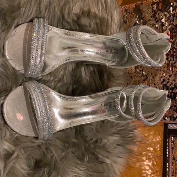 Bella Mamba Silver Shoes - Picture 2 of 6